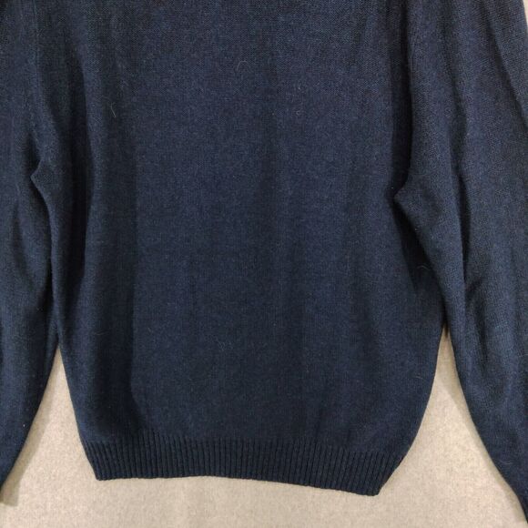 Banana Republic Sweater Mens M Angora Cashmere Blue Argyle Luxury Blend V-Neck - Picture 10 of 11
